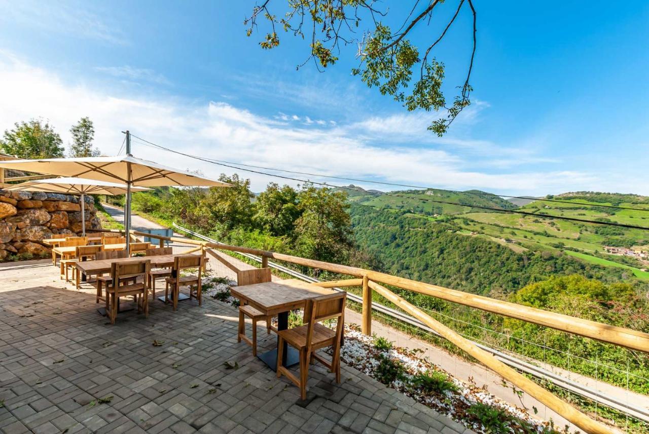 Апартаменти Cieloastur Complejo Turistico Linares  Екстер'єр фото